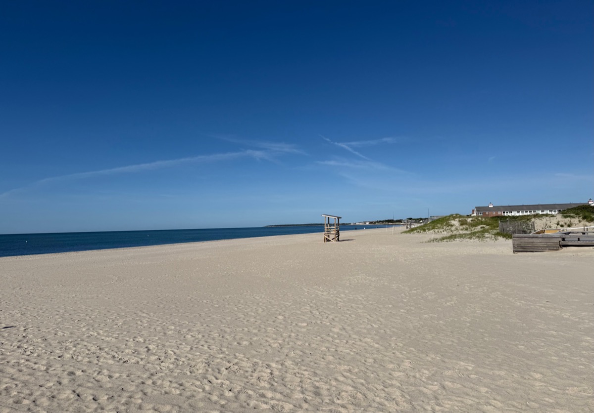 Smugglers Beach — wide sandy beach