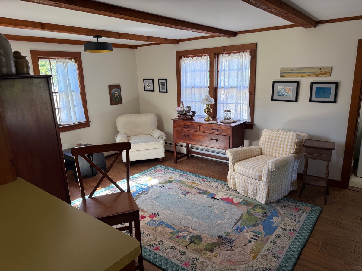 Kitchen — full stove, dishwasher, and sink